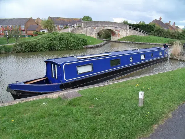 Lambon Hull ltd Semi Traditional Stern Narrowboat