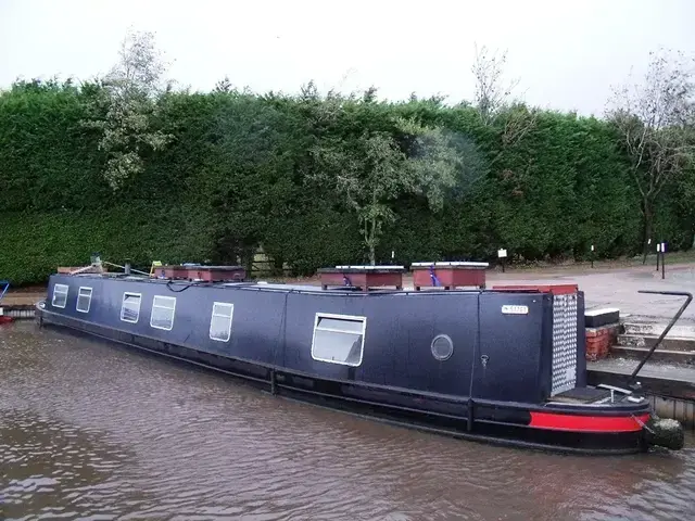 Club Line Cruisers Traditional Stern Narrowboat