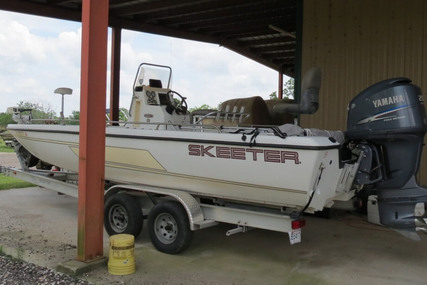 Skeeter Zx 2400