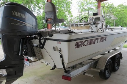 Skeeter Zx 2400