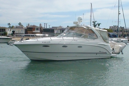 Chaparral 320 Signature