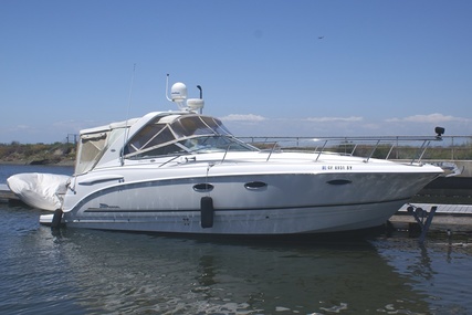 Chaparral 320 Signature