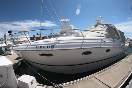 Chaparral 320 Signature