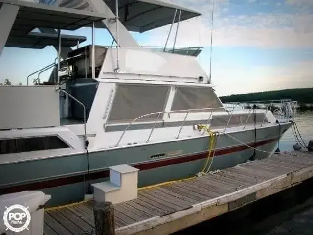 Marinette 41 Flybridge