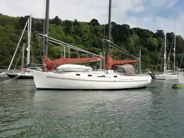 Freedom 35 Cat Ketch