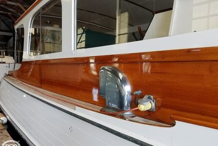 Matthews 38 Cabin Cruiser