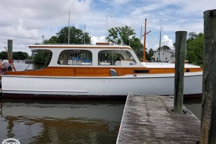 Matthews 38 Cabin Cruiser