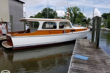 Matthews 38 Cabin Cruiser