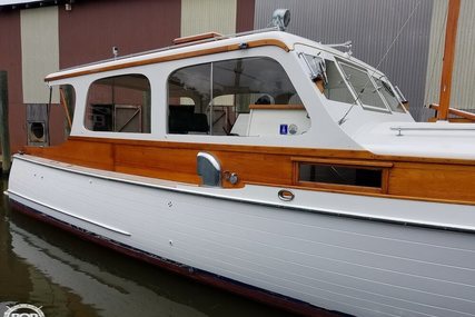 Matthews 38 Cabin Cruiser