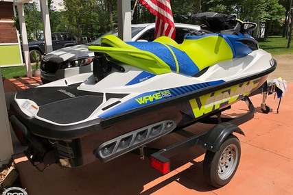 Sea-Doo 230 Wake Pro