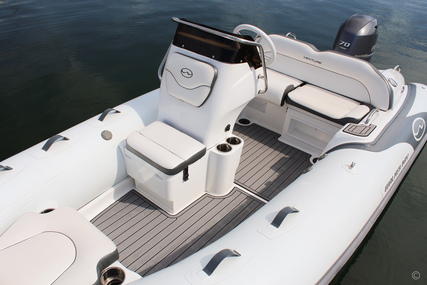 Walker Bay Venture 14