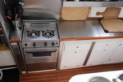 PDQ Yachts 36 Capella