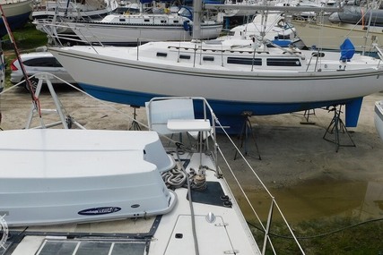 PDQ Yachts 36 Capella