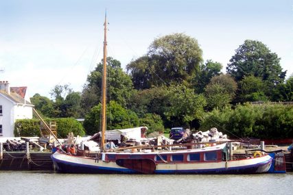 Tjalk 17m Dutch Motor Sailing Barge