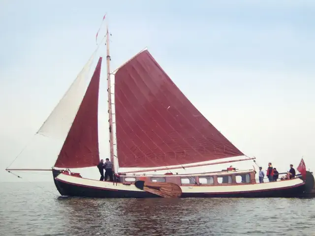 Tjalk 17m Dutch Motor Sailing Barge