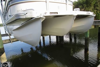 Premier Pontoons Legend 225 PTX