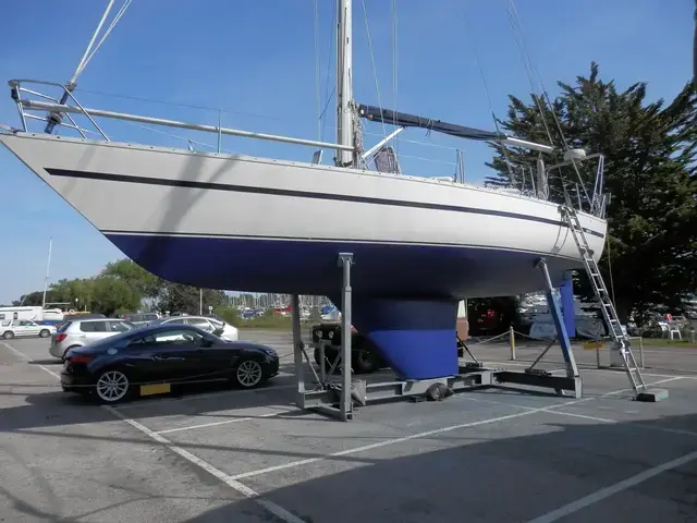 Helmsman Yachts Swede 38