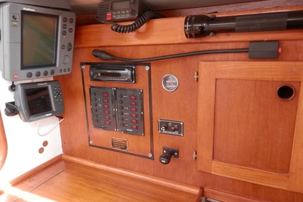 Helmsman Yachts Swede 38