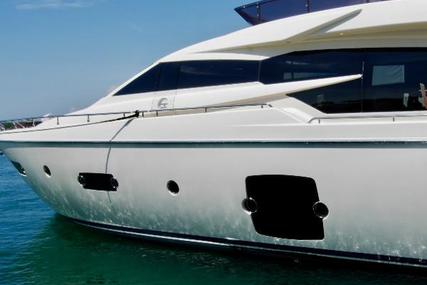 Ferretti Yachts 720 Flybridge