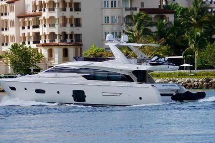 Ferretti Yachts 720 Flybridge