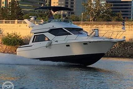 Bayliner 3258 Avanti Command Bridge