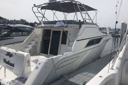 Cruisers 4280 Flybridge Expres