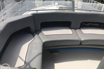 Cruisers 4280 Flybridge Expres