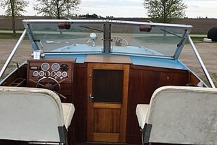 Chris Craft Roamer