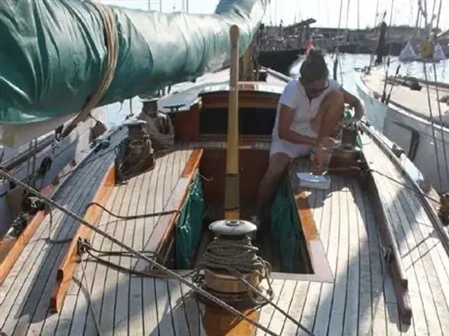 Frank Paine Paine Q Class Sloop