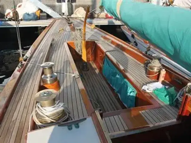 Frank Paine Paine Q Class Sloop