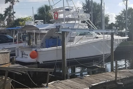 Sea Ray 370 Express Cruiser