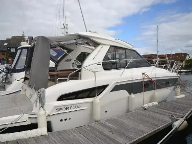 Bavaria 330 Hard Top