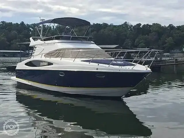 Regal 3880 Commodore Flybridge