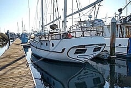 Hudson Force 50 Ketch