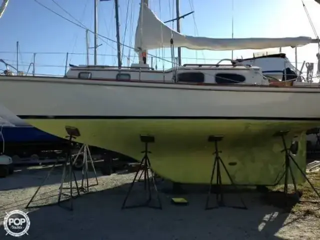 Bristol Yachts 35 Sloop