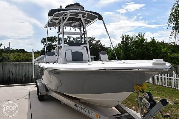 2500 Carolina Bay - Tidewater Boats