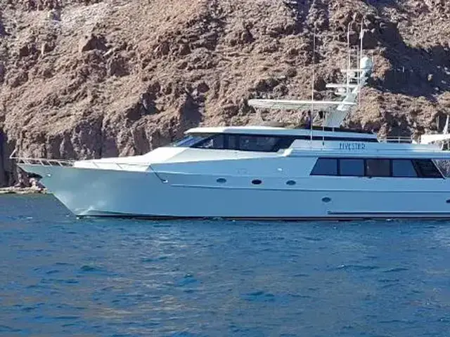 Westport Cockpit Motoryacht