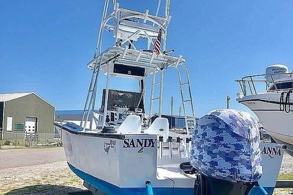 Mako 26 Center Console