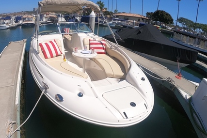 Sea Ray 240 Sun Deck