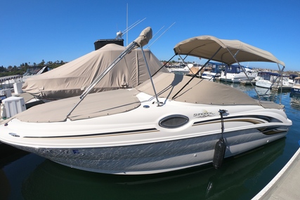 Sea Ray 240 Sun Deck