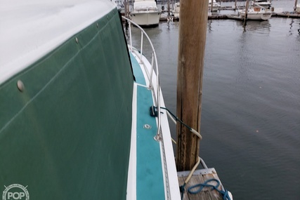 Hatteras 34 Convertible