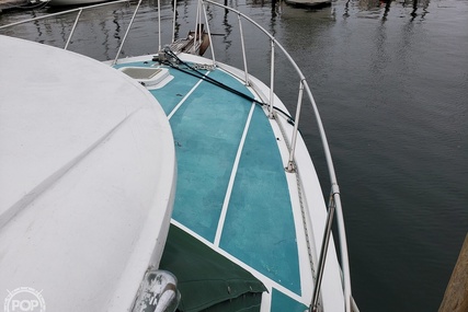 Hatteras 34 Convertible