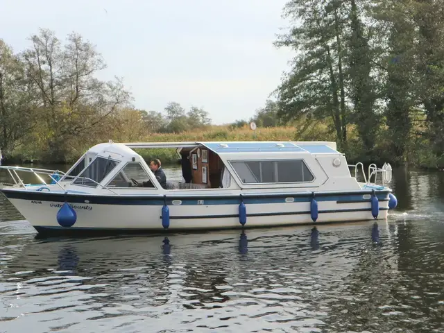 Aquafibre Boats Opal 28