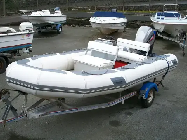 Avon 4.65 Seasport Sports RIB (not ribeye brig zodiac)