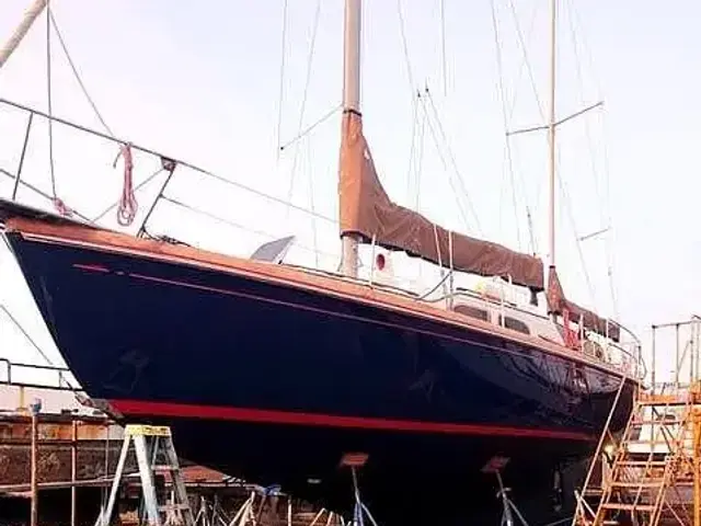 Chris Craft Caribbean 35 Ketch