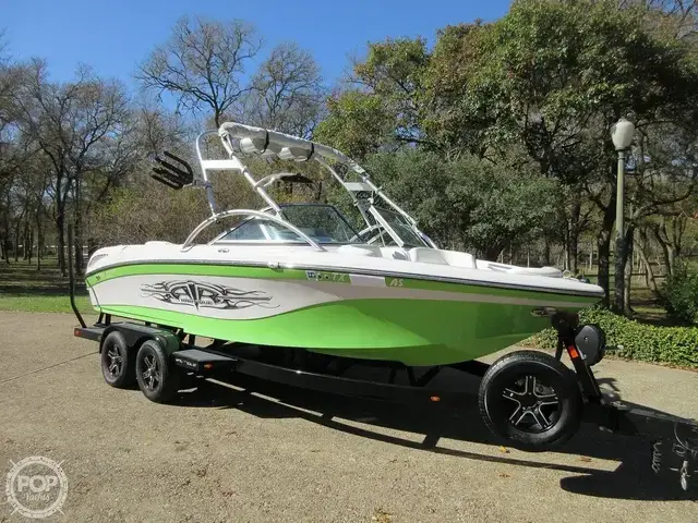 Correct Craft Air Nautique SV-211 Team Edition