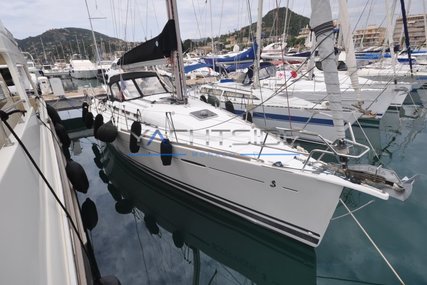 Beneteau First 35