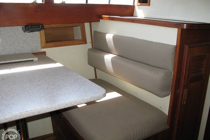 Marinette 41 Flybridge