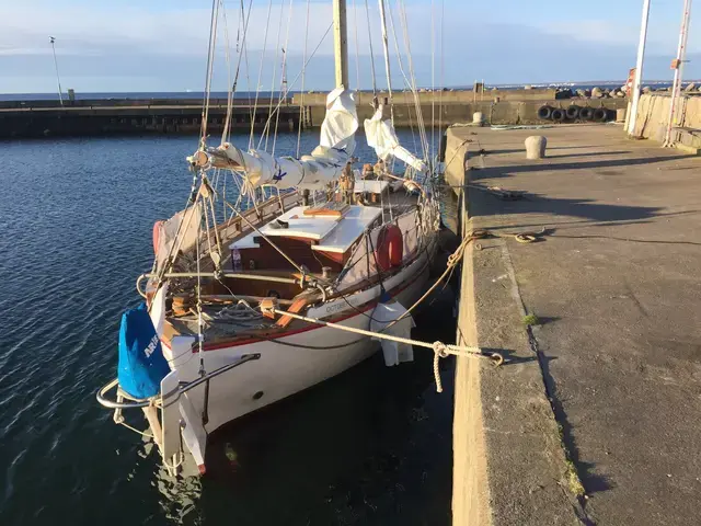 Custom Boats Colin Archer bermudan cutter