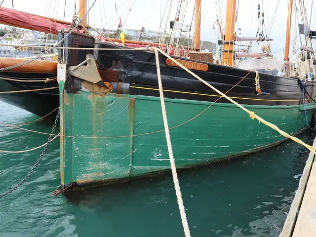 Custom Boats Brixham Sailing Trawler